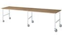 Arbetsbord på hjul Nornor, skiva i massiv bok, tjocklek 25 mm, 60 x 30 mm, BxDxH 4000 x 1000 x 910 – 1230 mm