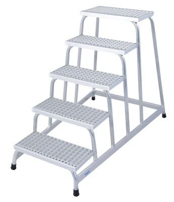 Arbetstrappa Helga, med gallertrappsteg, på en sida, 5 steg