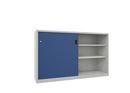 Verkstadsskåp med skjutdörrar Ellinor, höjd 1200 mm, dörrar helt i plåt, BxD 2000 x 500 mm, med skiljevägg och 2 x 2 hyllplan, dörr gentianablå