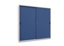 Verkstadsskåp med skjutdörrar för tung belastning Ellinor, höjd 1950 mm, dörrar helt i plåt, BxD 2000 x 500 mm, med skiljevägg och 2 x 4 hyllplan, dörr gentianablå